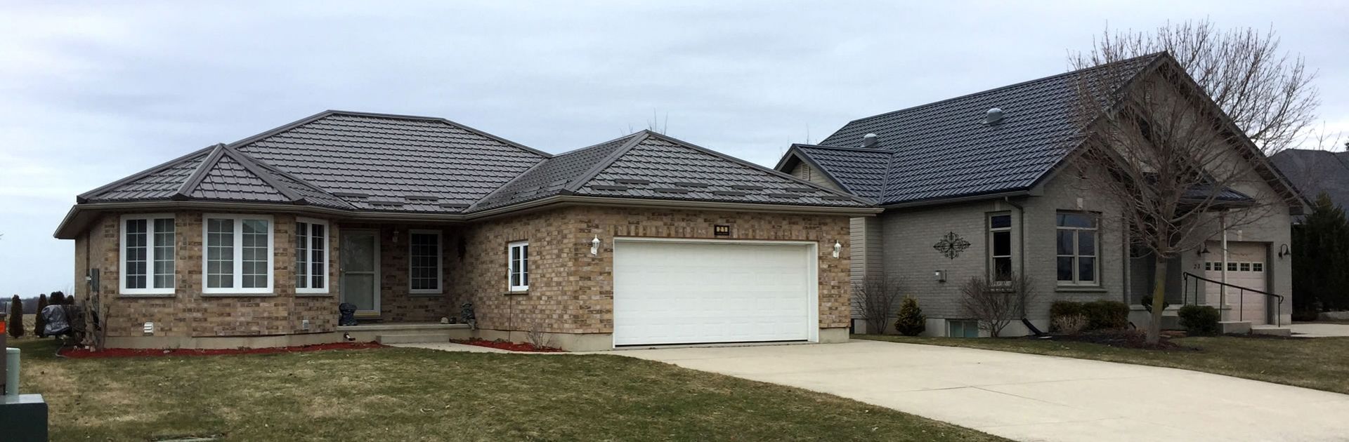 2 homes with Easy Shake
